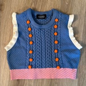 Cropped sweater vest from Cider. Size M